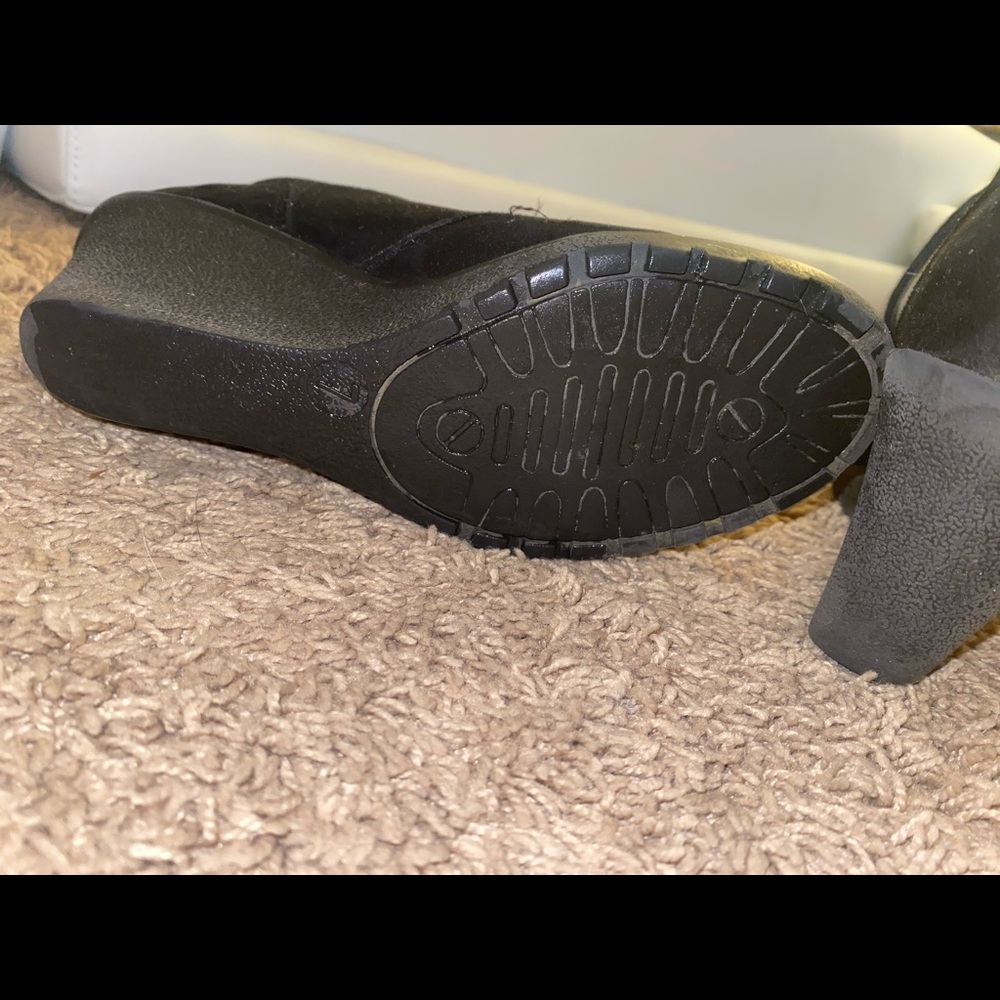 Booties - Picture 4 of 4